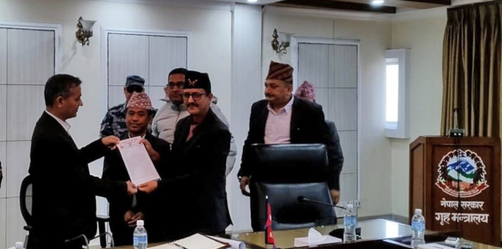 जाँचबुझ आयोगमा सशस्त्र प्रहरी प्रमुख अर्यालको बयान सुरु, आईजीपी कार्कीलाई पनि बोलाउने तयारी